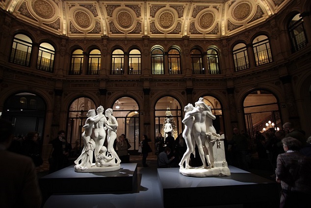 Le Tre Grazie di Thorvaldsen e di Canova accolgono i visitatori alle Gallerie d'Italia di Milano (foto T. Stiano)