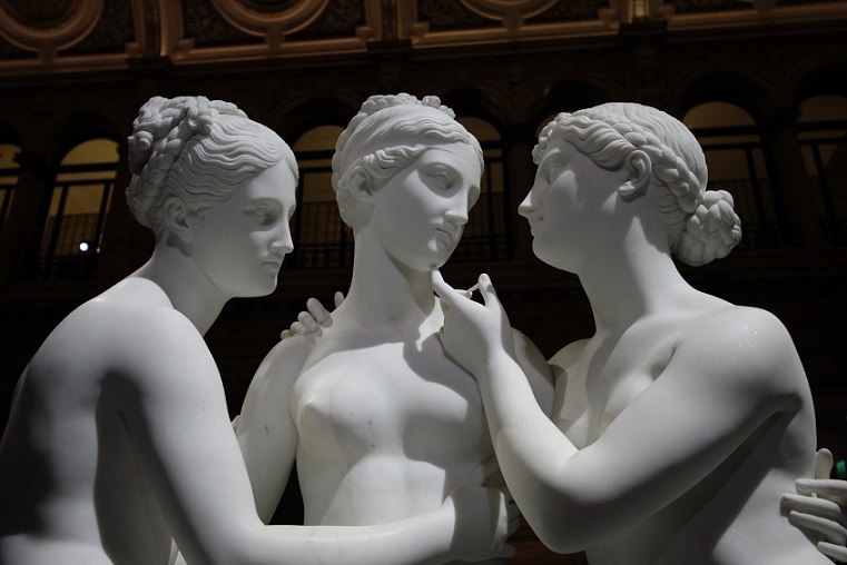 Bertel Thorvaldsen, Le Grazie con Cupìdo (part.), 1820-1823 (Copenaghen, Thorvaldsens Museum; foto T. Stiano)