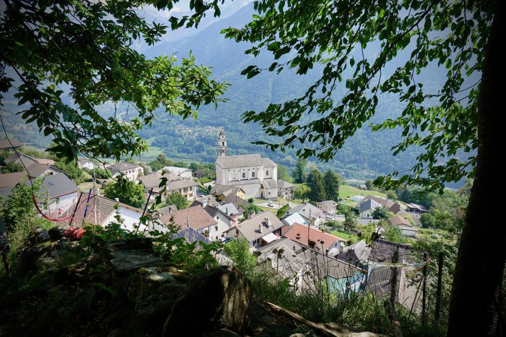 Il paese di Leontica (Romano Venziani)
