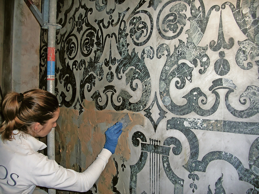 Un momento del restauro (espazium)