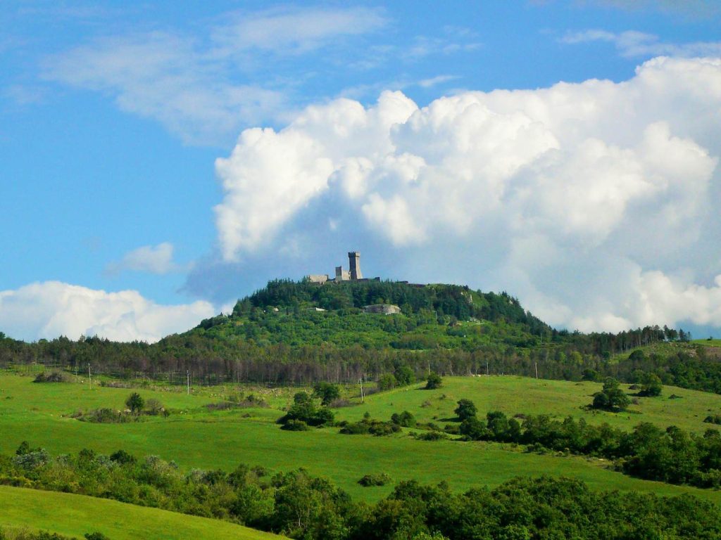 Salendo verso Radicofani
