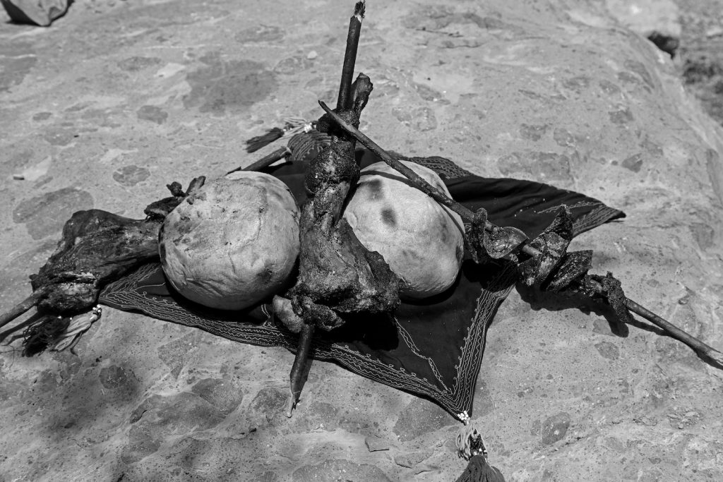 Tutto pronto per la cottura della carne (foto Roshaan Khattak)