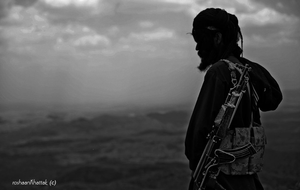 Guerrigliero (foto Roshaan Khattak)