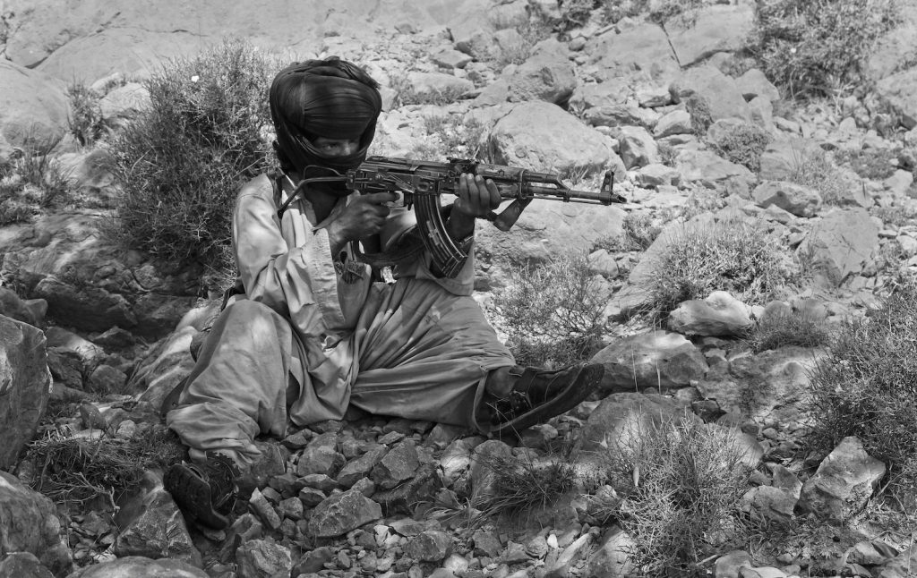 Guerrigliero (foto Roshaan Khattak)