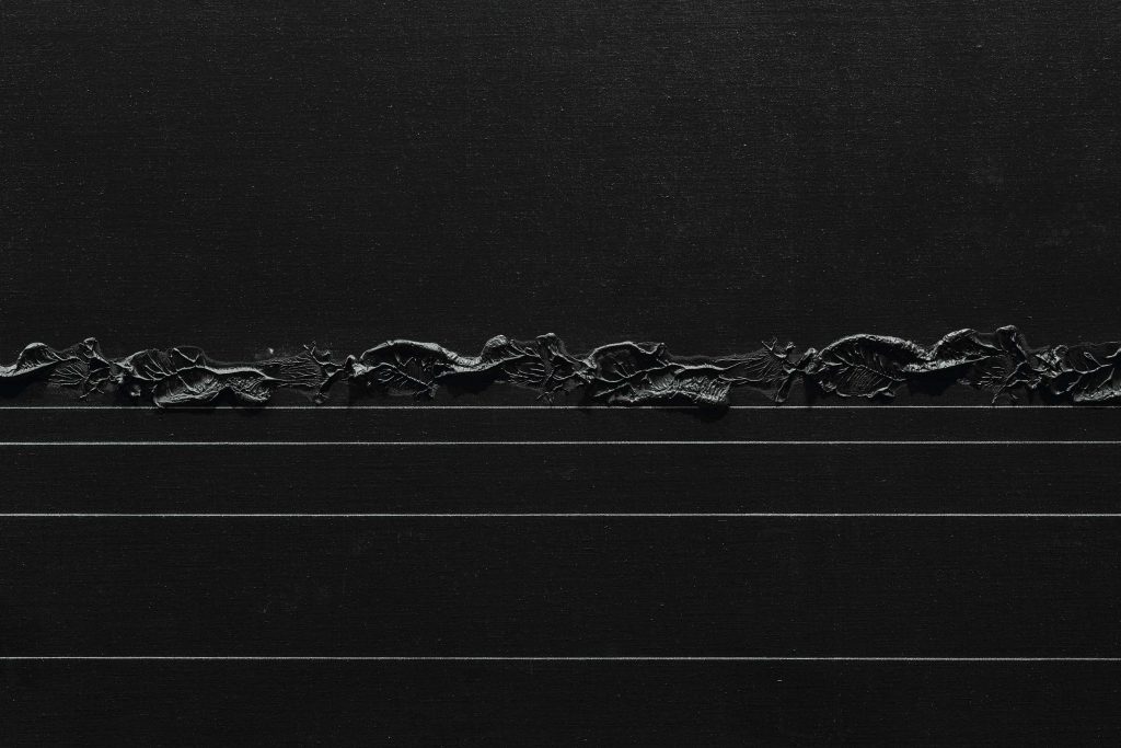 Chemin du Corps, 1998-99, olio e matita su tela (Stefano Spinelli)