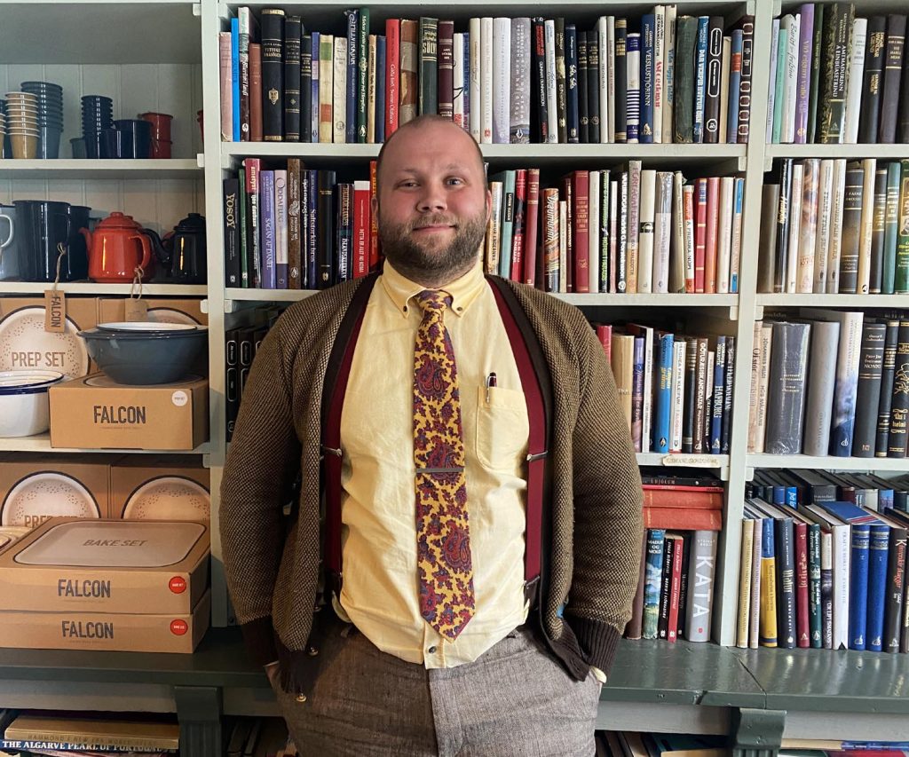 Eyþór Jóvinsson, libraio del The Old Bookstore (Francesca Mazzoni)