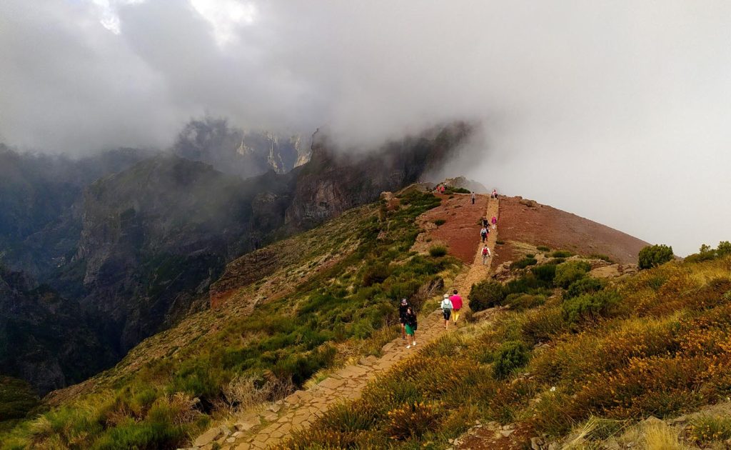 Nuvole sul Pico Dos Areeiros