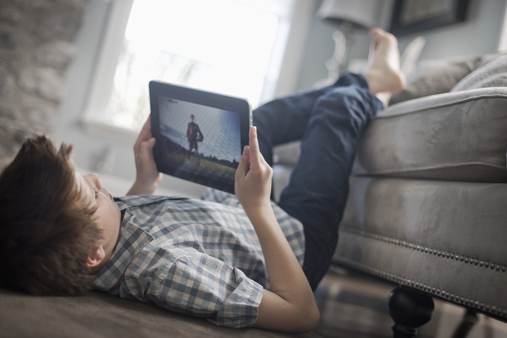 Oggi le serie tv si guardano anche così (Marka)