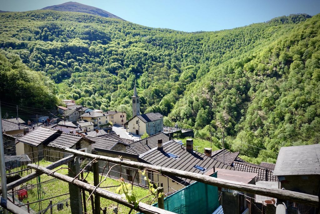 Medeglia visto dal sentiero