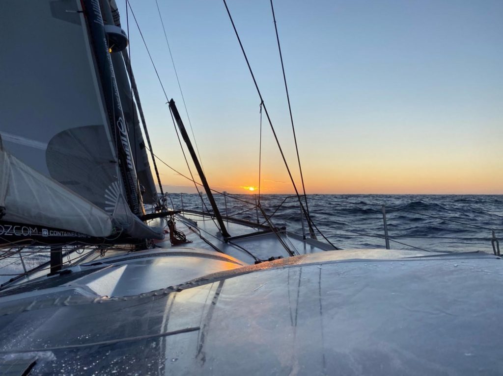 Nemmeno la pandemia è riuscita a spaventare i 167 navigatori salpati per il loro giro del mondo in 80 giorni in barca a vela