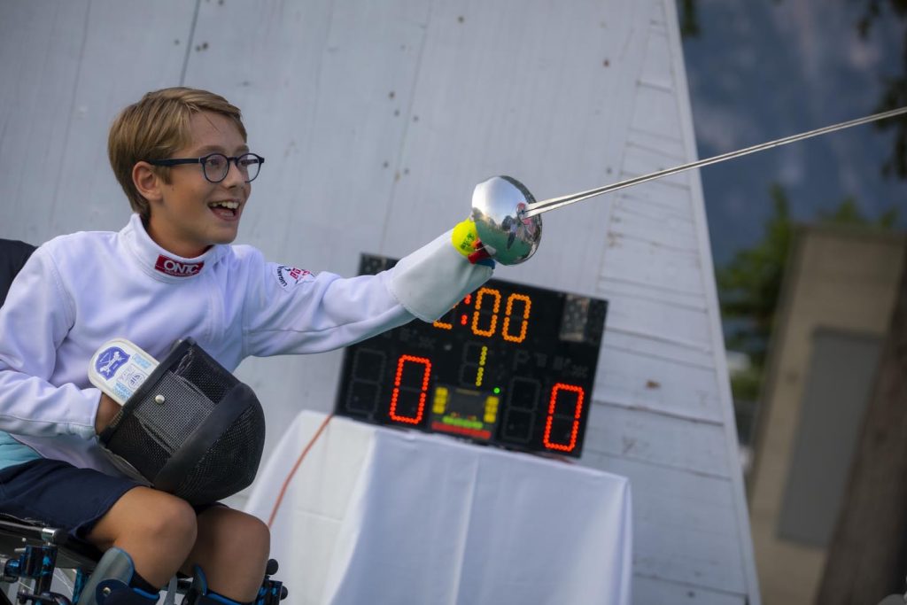 Guido, giovane schermidore in forza al club di Lugano.