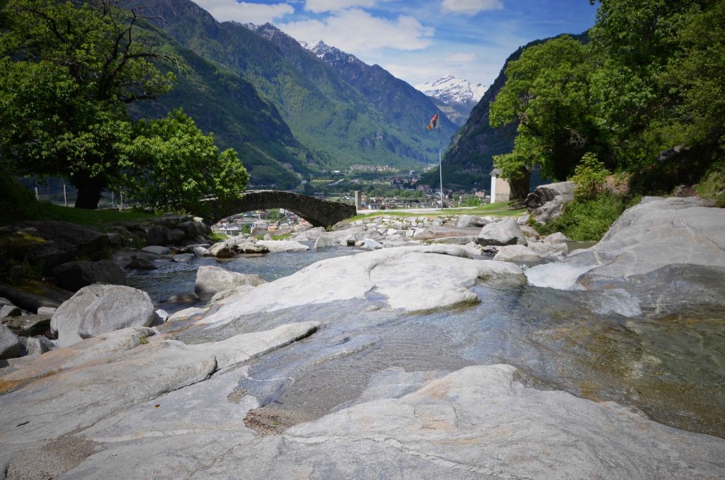 Il vecchio ponte a schiena d'asino
