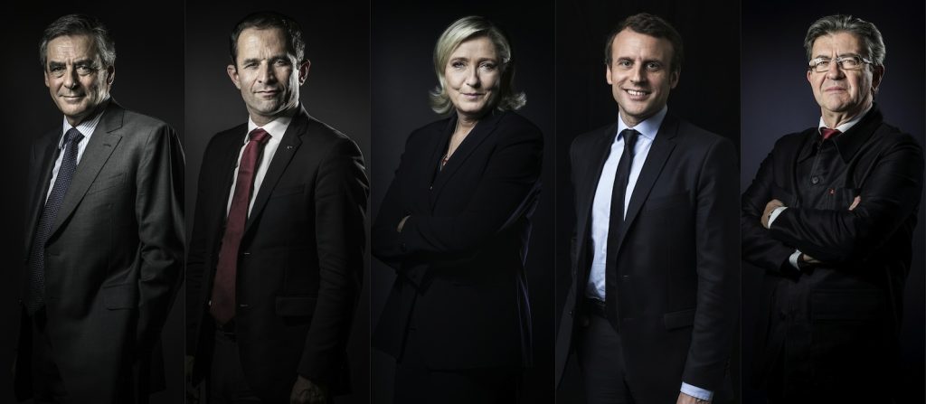 Da sinistra: François Fillon, Benoît Hamon, Marine Le Pen, Emmanuel Macron e Jean-Luc Mélenchon (AFP)