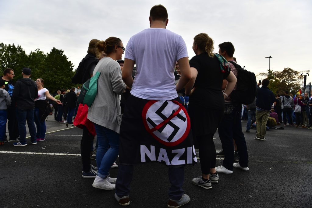 50 mila persone hanno partecipato a un concerto anti-nazista a Chemnitz in risposta ai violenti fatti della settimana precedente (AFP)