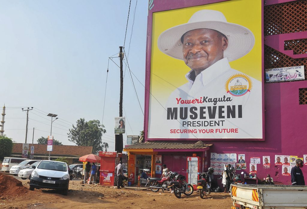 Lo scorso 14 gennaio il presidente ugandese Museveni è stato riconfermato per la sesta volta consecutiva (Keystone)