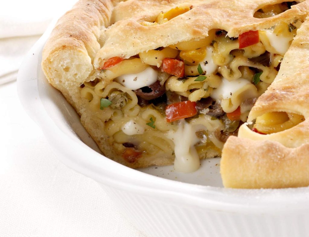 Il timballo prende il nome dalla parola timpano ed è una preparazione antica, arabo-andalusa medievale (Marka)