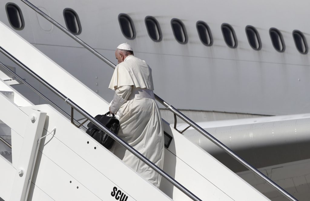 Papa Francesco di nuovo in viaggio (Keystone)
