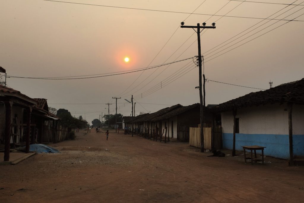 Fino a pochi anni fa a Urubichà non c'era la corrente elettrica e le strade ancora oggi non sono asfaltate