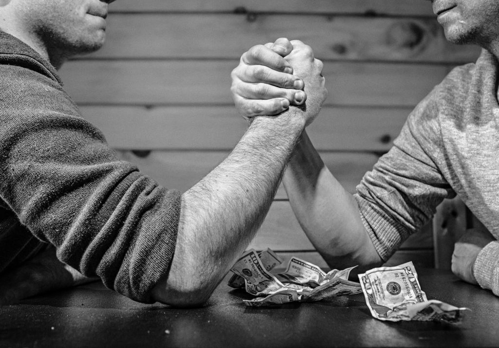 Tanti del mondo dello sport scommettono contro il Covid-19, puntando tutto quello che possono (pexels.com)