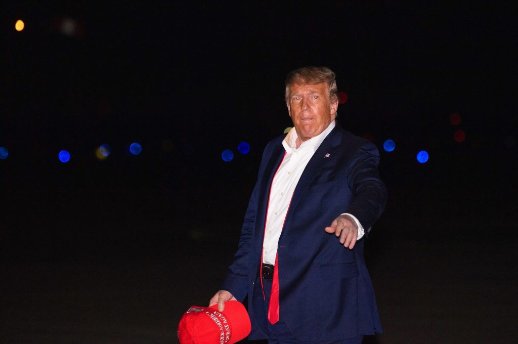 Fino ad ora il bacino elettorale di Trump ha mostrato una resistenza soprannaturale agli urti (AFP)