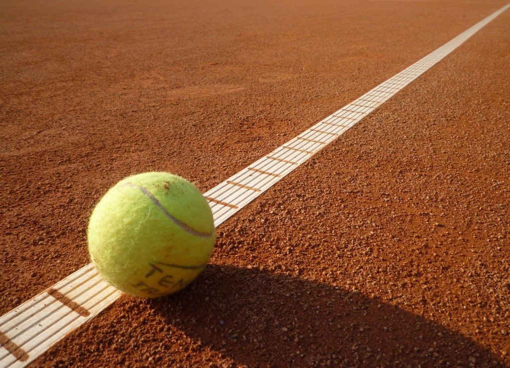Si sono ritirati dal Roland Garros, sia Federer sia Osaka (Pixabay.com)