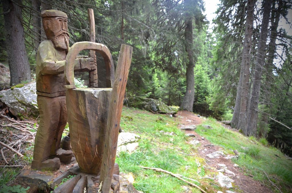 Il sentiero delle sculture