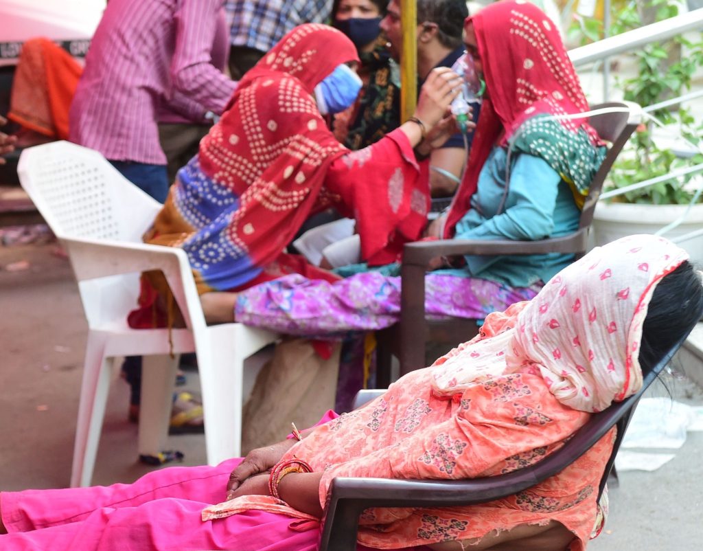 Ospedale improvvisato a Ghaziabad, nello Stato dell'Uttar Pradesh (Shutterstock)