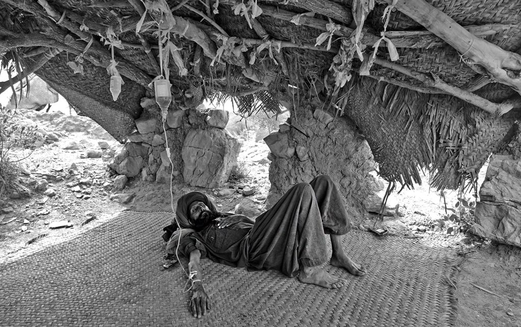 Ospedale da campo (foto Roshaan Khattak)