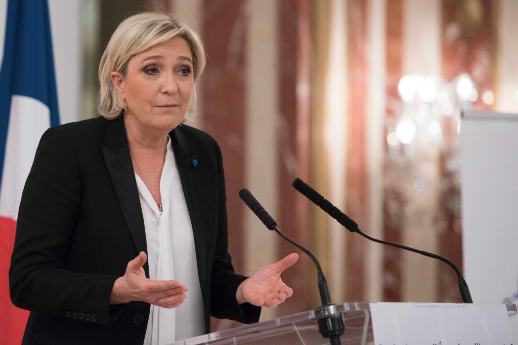 Il futuro dell’Esagono si chiama Marine Le Pen? (Shutterstock)
