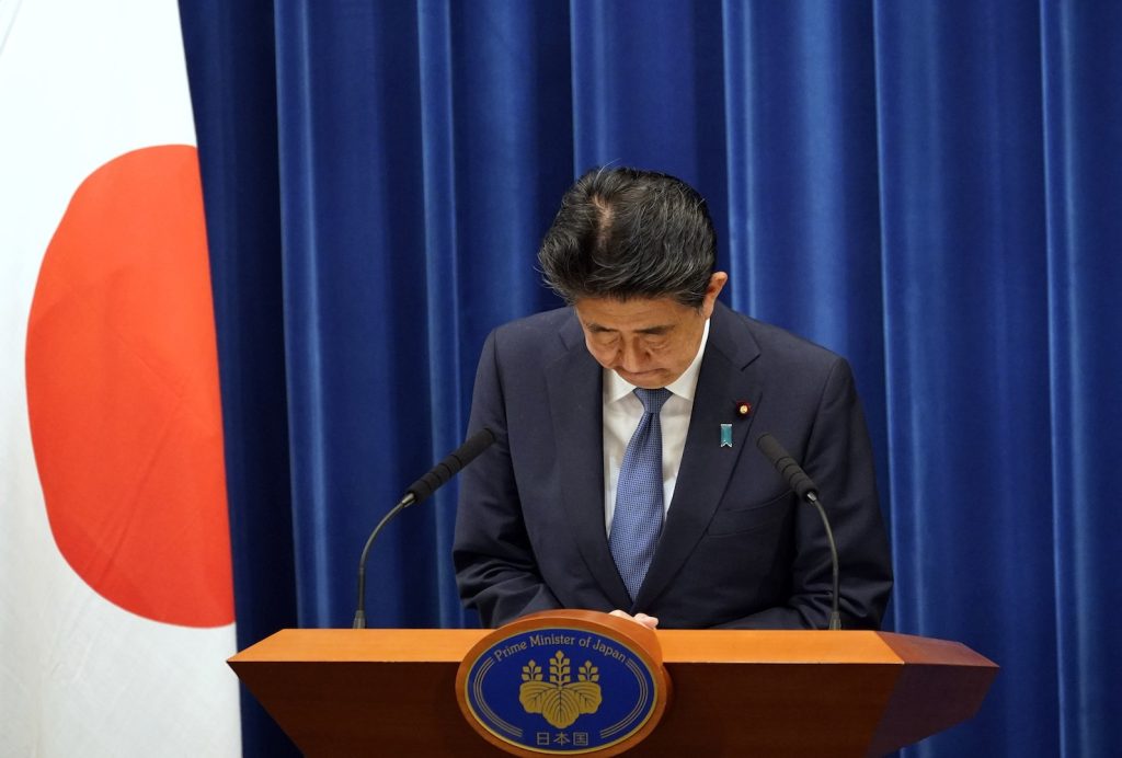 Nella storia politica del Giappone Shinzo Abe sarà ricordato come il grande riformista e il grande diplomatico (AFP)
