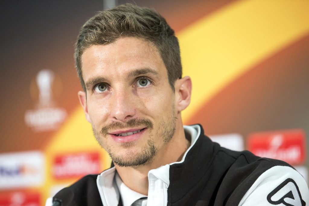 Fulvio Sulmoni, ex difensore del Lugano (Keystone); si intitola Piacere di averti conosciuto il suo libro: tutto il ricavato va in beneficenza