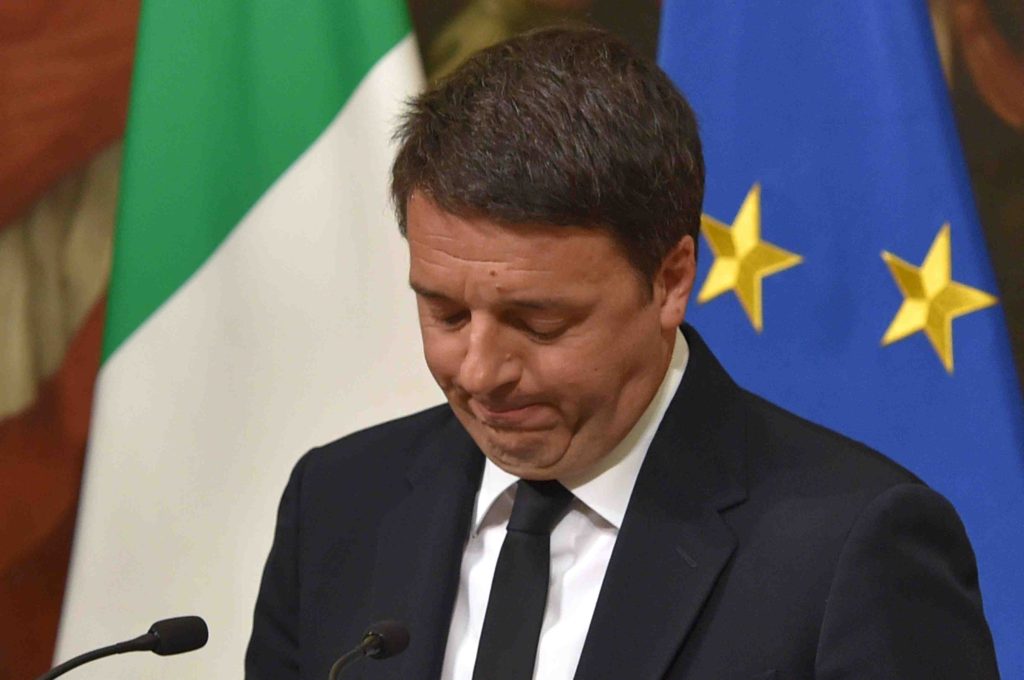 Mercoledì il presidente del Consiglio Matteo Renzi è salito al Quirinale per presentare le sue dimissioni (AFP)