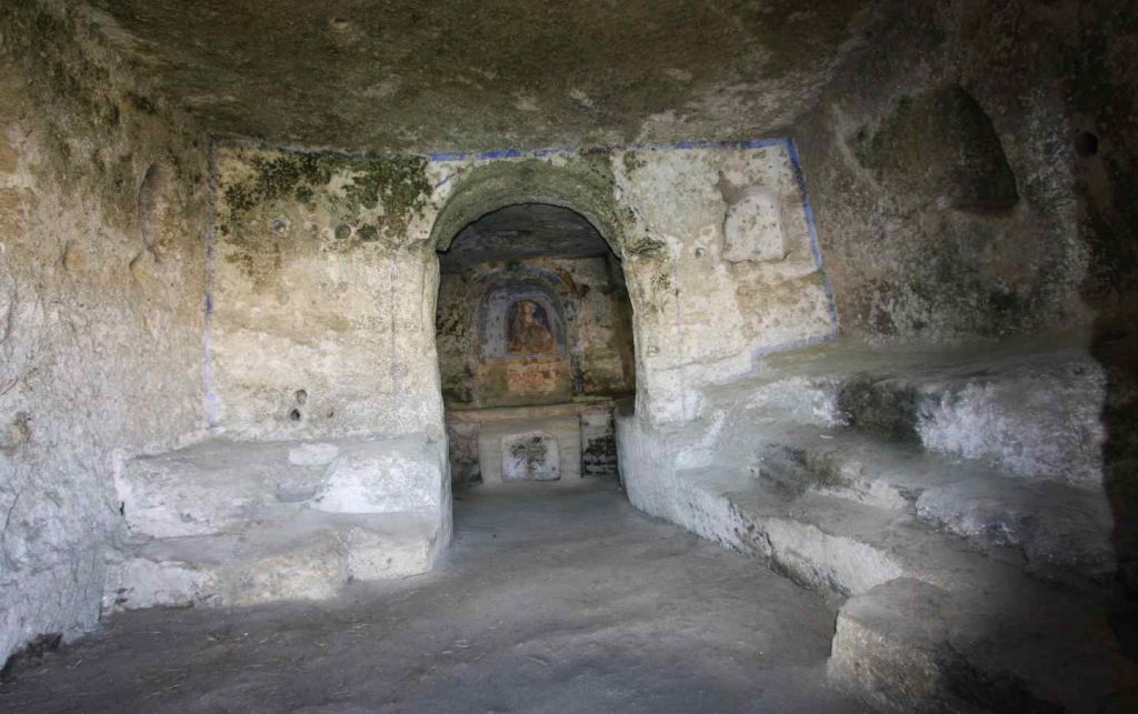 La chiesa rupestre di Sant'Agnese (Tommaso Stiano)