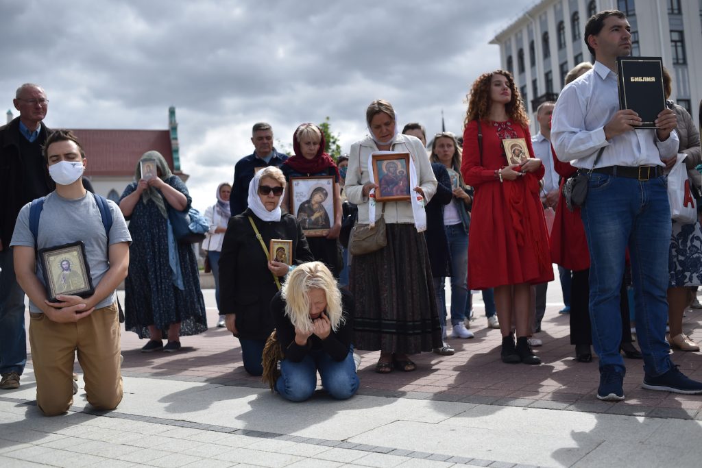 Le proteste di piazza, non solo a Minsk, per contestare la rielezione di Lukashenko si sono svolte con la violenta repressione della polizia (AFP)