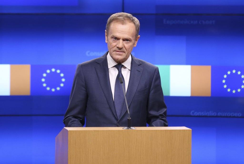 Il Presidente del Consiglio europeo Donald Tusk nel suo discorso a Bruxelles, lo scorso 6 febbraio (Keystone)