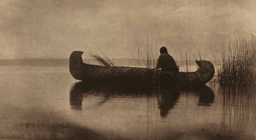 «Kutenai Duck Hunter», Edward S. Curtis, 1910 (McCormick Library of Special Collections, Northwestern University Libraries)