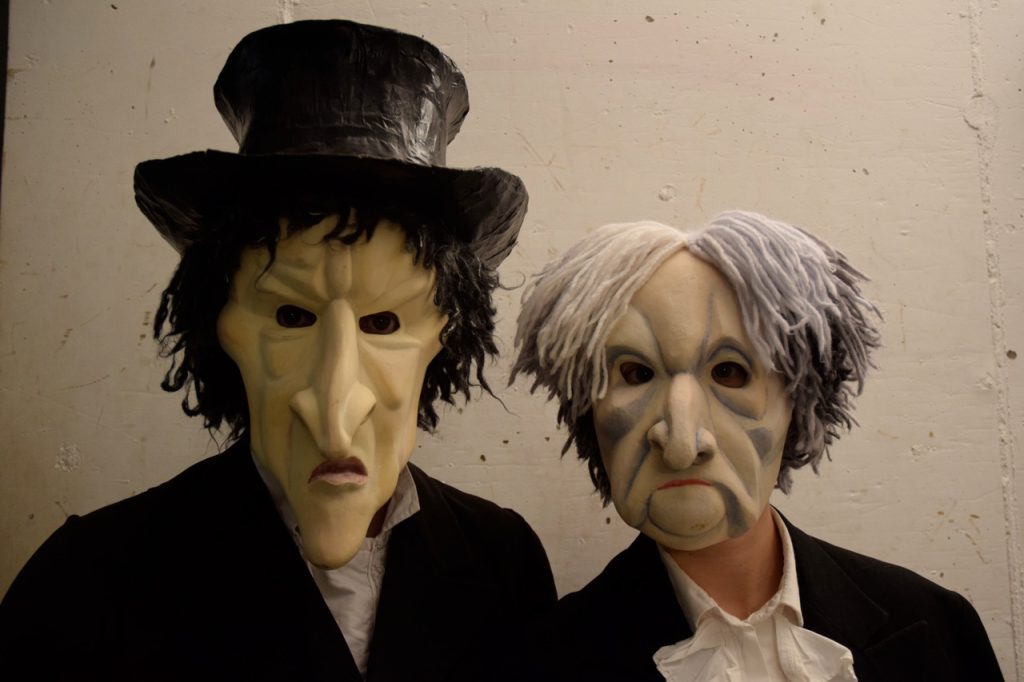 Un «Canto di Natale» in maschera (PerpetuoMobileTeatro)