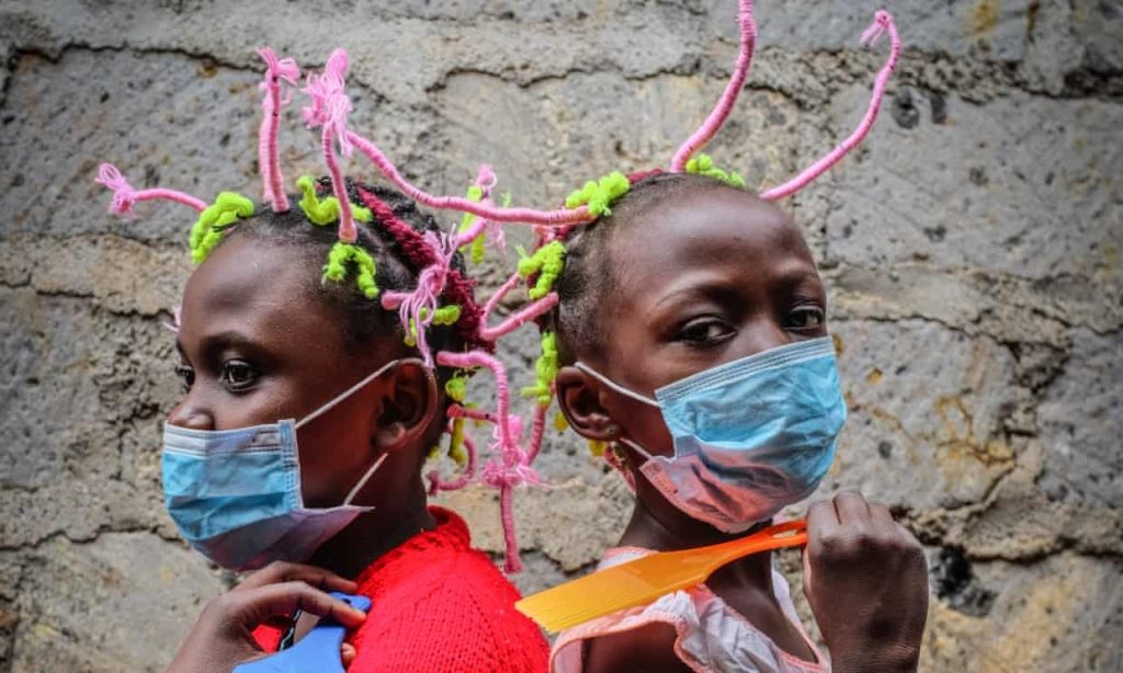 L’Africa è avvezza ad affrontare le epidemie: che sia stato l’Aids o in anni più recenti Ebola (Barcroft Mexia via Getty Images)