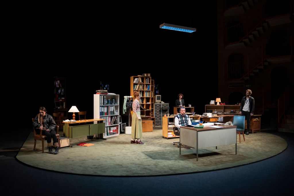 Una scena da Edificio 3 dell'argentino Tolcachir (© Masiar Pasquali)