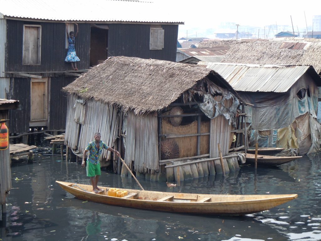 Makoko, baraccopoli sull’acqua di Lagos (Heinrich-Böll-Stiftung)
