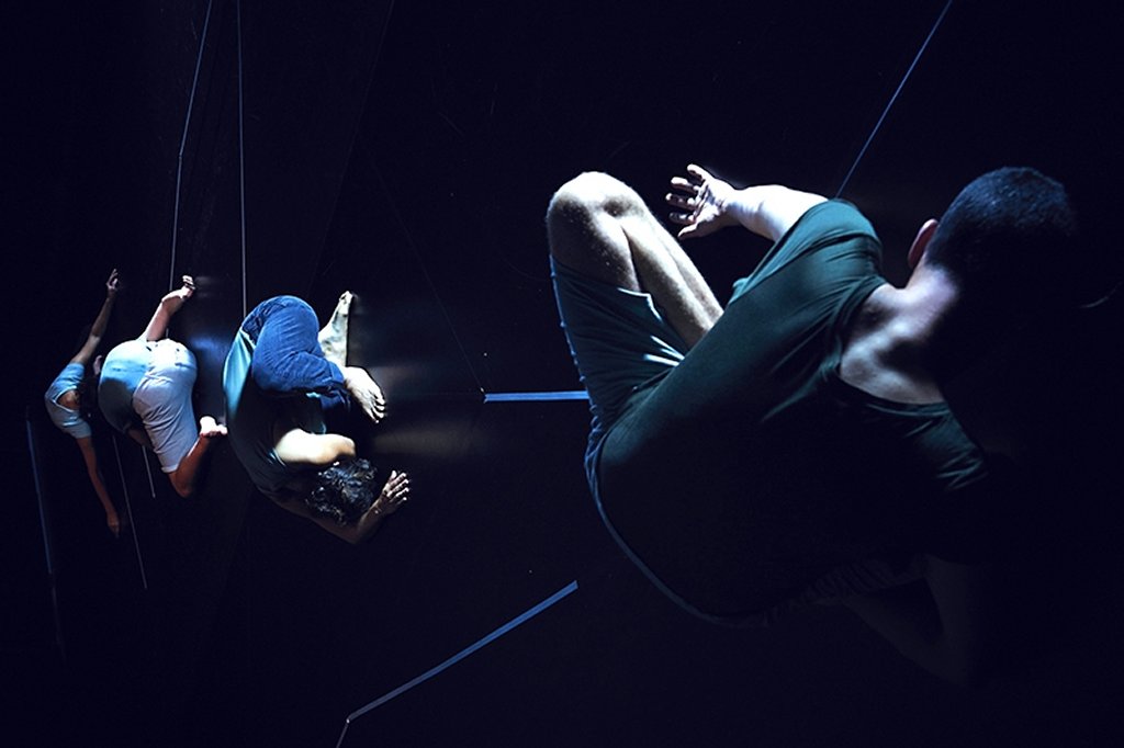 Un momento dello spettacolo Otolithes (www.lorenadozio.com)