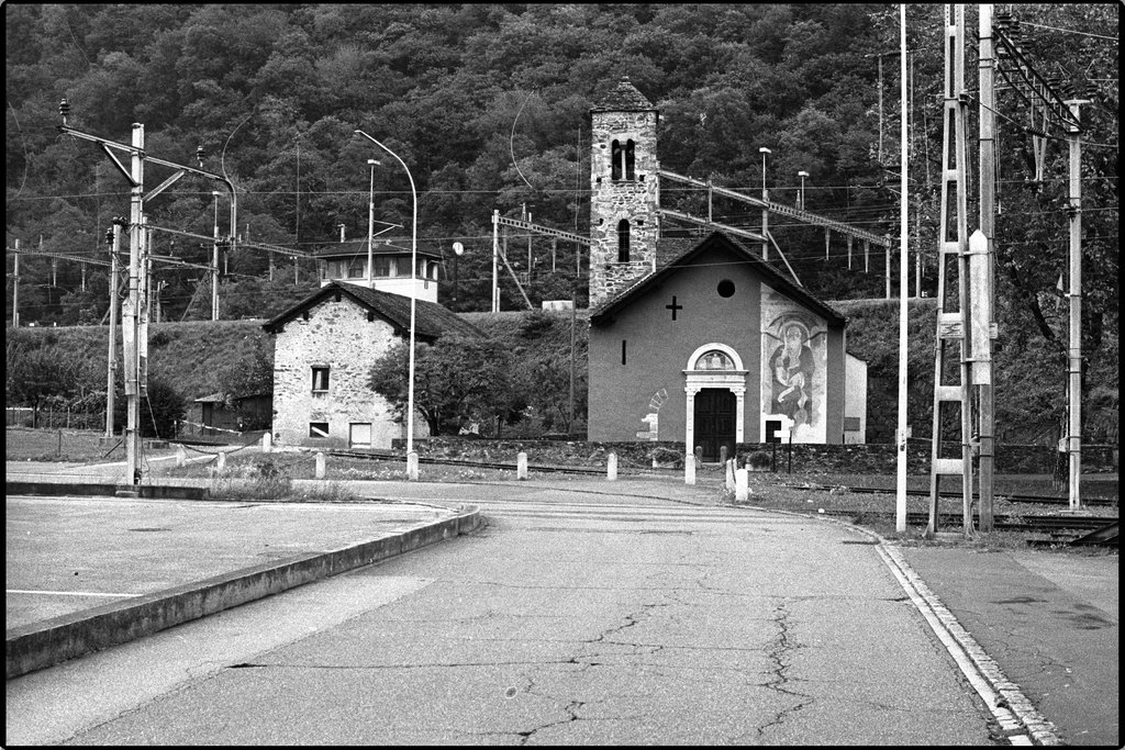 Chiesa Rossa Via del Carmagnola Bellinzona 2016
