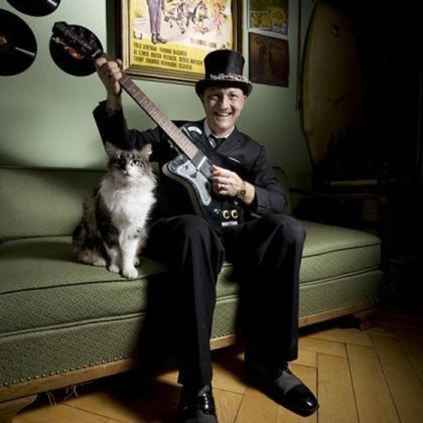 Reverend Beat-Man, musicista svizzero fondatore della celebre etichetta Voodoo Rhythm Records, si esibirà il 22 luglio