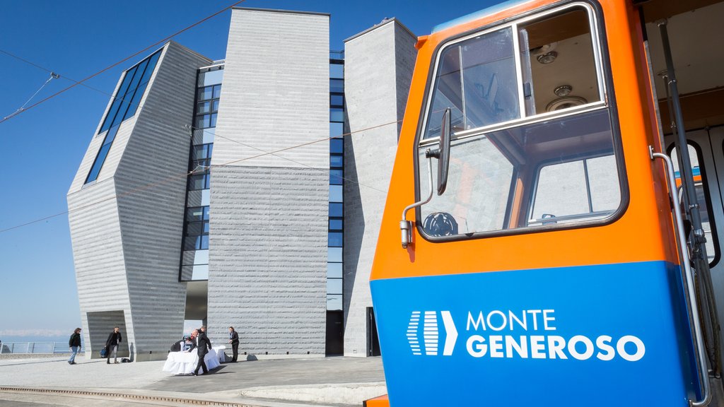 Immagini dalla giornata inaugurale (Foto Vincenzo Cammarata)