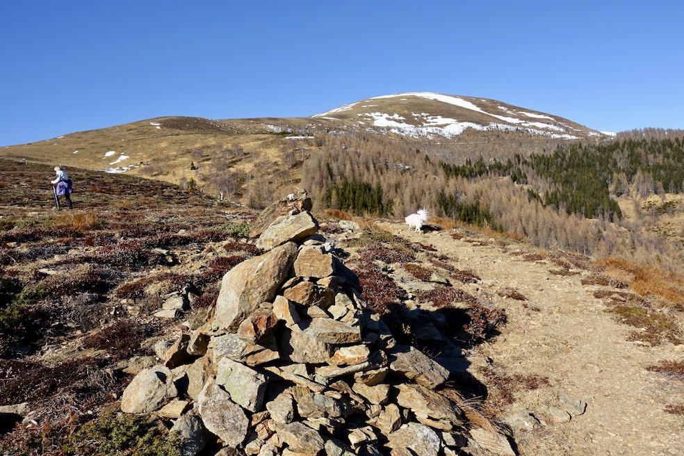 La cima del Bar con rimasugli di vecchia neve