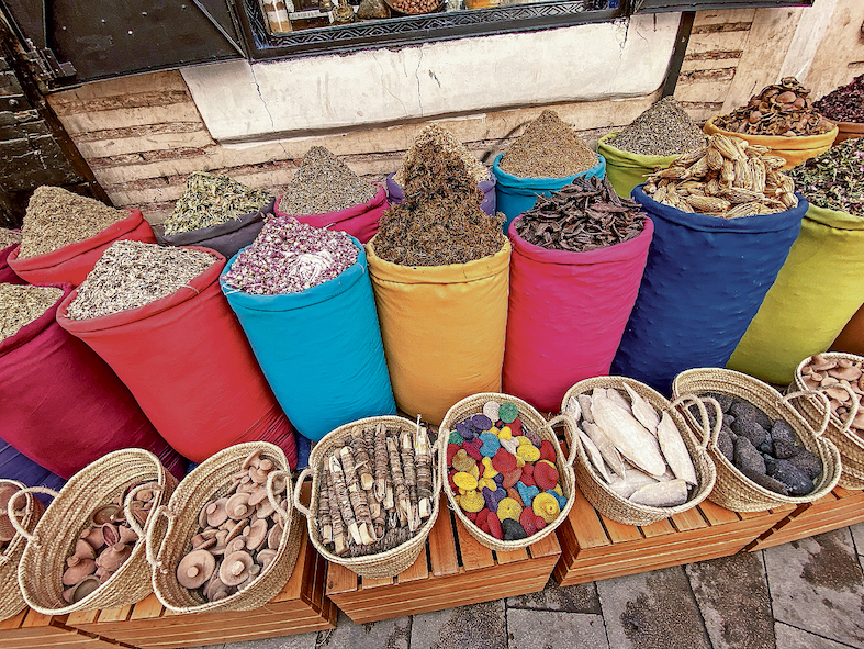 Le variopinte e profumate bancarelle del suk di Marrakech