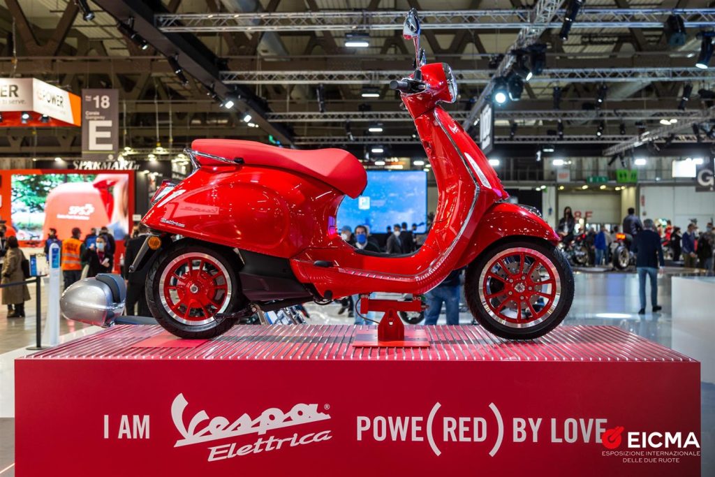 Per ogni Vespa RED venduta verrà devoluta una somma al Global Fund (Eicma)