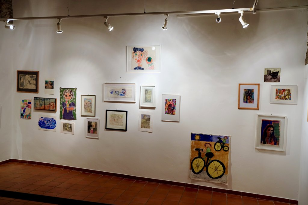 Gli spazi della mostra al Torchio di Balerna