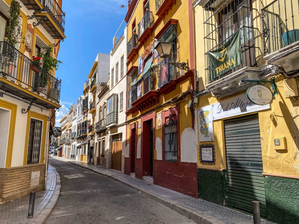 Scorcio del Calle Pureza nel cuore di Triana (Simona Dalla Valle)