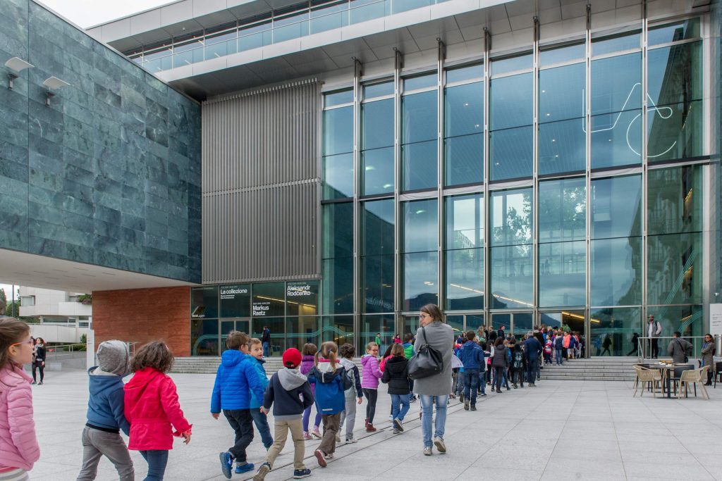 Il LAC, con le sue attività multidisciplinari, è una grande opportunità per gli allievi delle scuole ticinesi (Ti-Press)